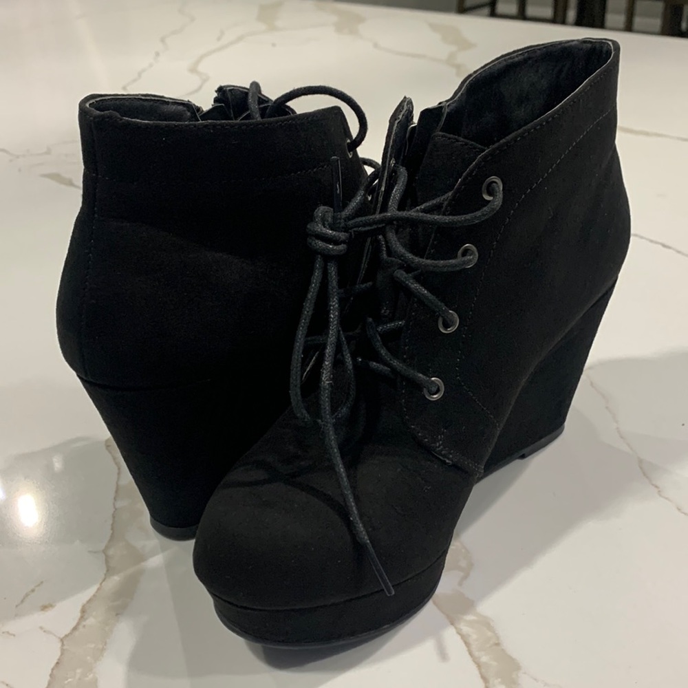 Just Fab Black Wedges